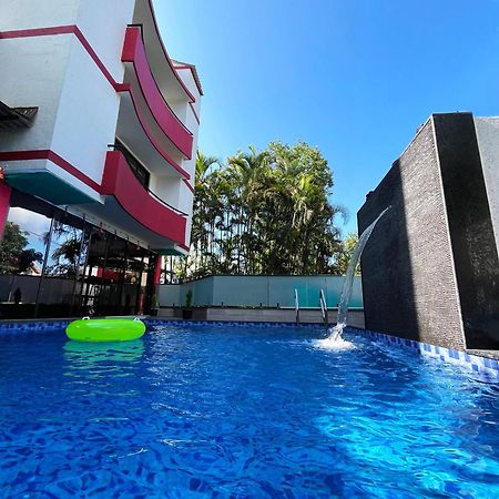Girivihar Holiday Club - Pure Veg Lonavala Εξωτερικό φωτογραφία