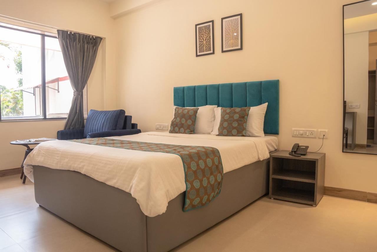 Girivihar Holiday Club - Pure Veg Lonavala Εξωτερικό φωτογραφία