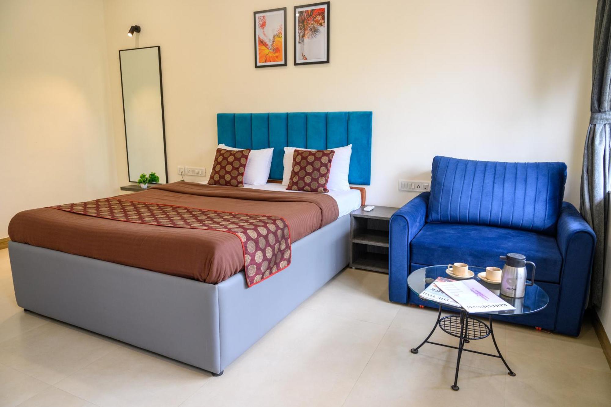Girivihar Holiday Club - Pure Veg Lonavala Εξωτερικό φωτογραφία