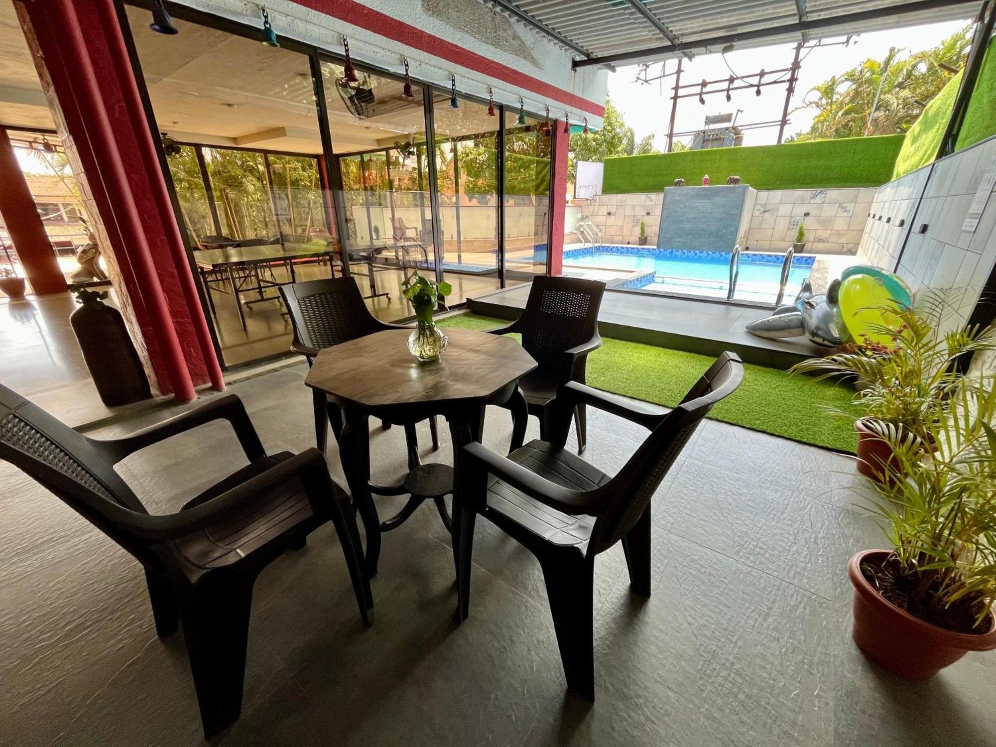 Girivihar Holiday Club - Pure Veg Lonavala Εξωτερικό φωτογραφία
