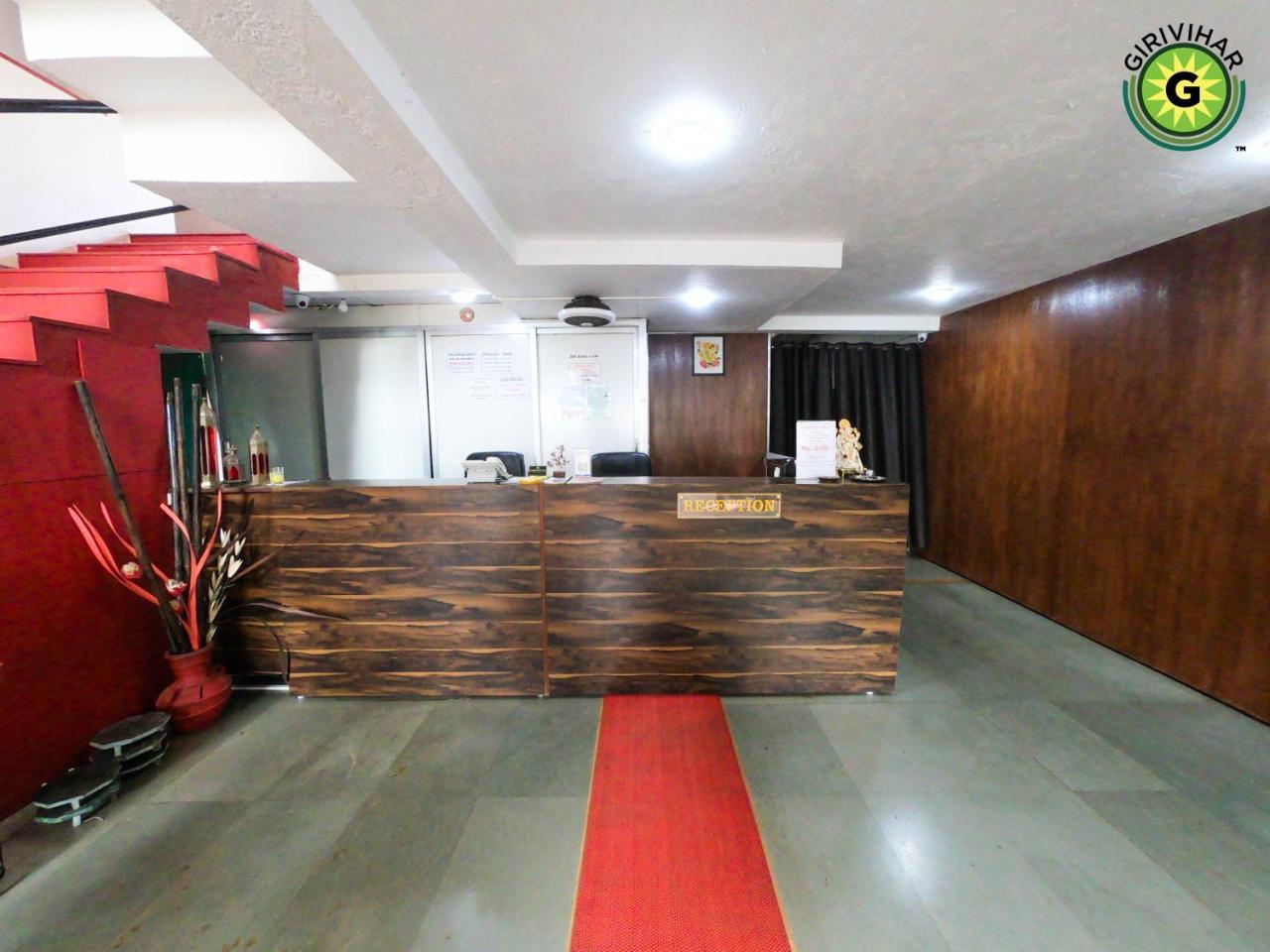 Girivihar Holiday Club - Pure Veg Lonavala Εξωτερικό φωτογραφία